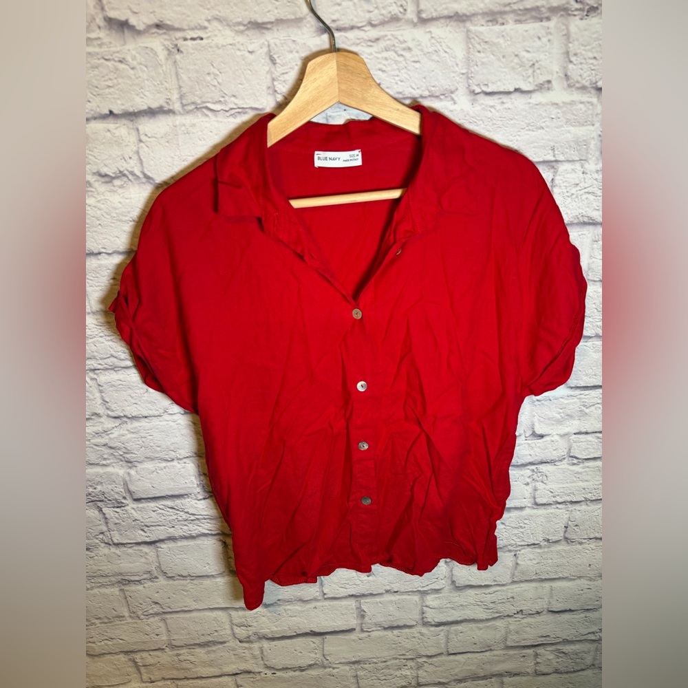 Blue Navy red button up women’s shirt size medium linen blend‎